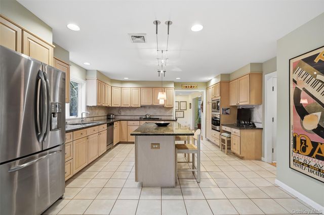 758 King Street, Rye Brook, NY 10573