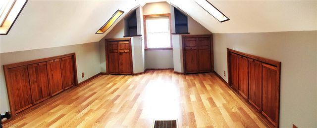 6172 Royalwood Road, North Royalton, OH 44133