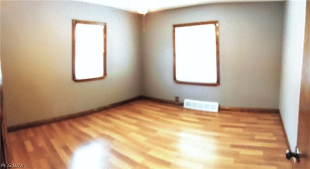 6172 Royalwood Road, North Royalton, OH 44133