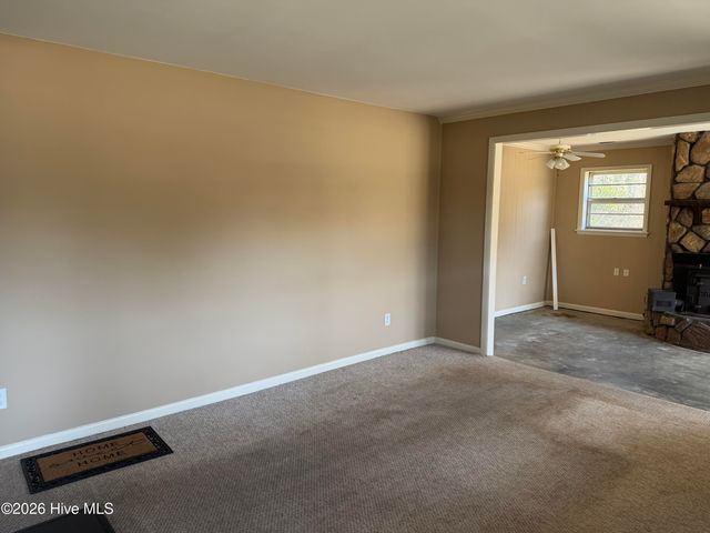 210 Cathay Road, Wilmington, NC 28412