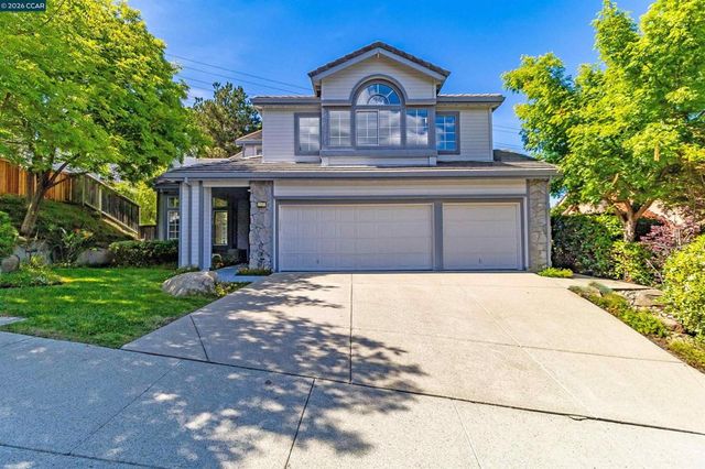 220 Valley Glen Ln, Martinez, CA 94553