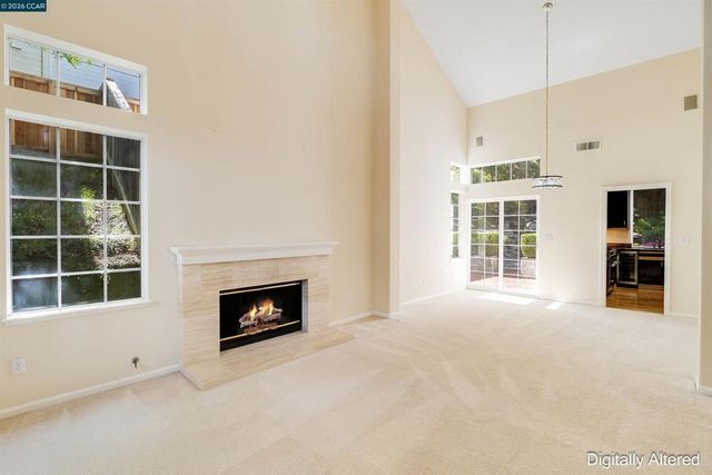 220 Valley Glen Ln, Martinez, CA 94553