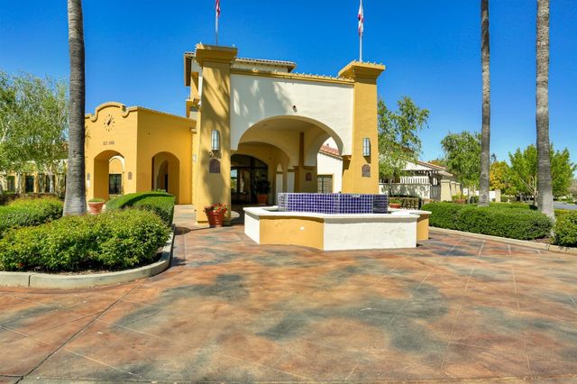 46 Bascom Ct, Sacramento, CA 95835