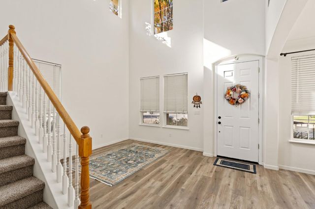 46 Bascom Ct, Sacramento, CA 95835