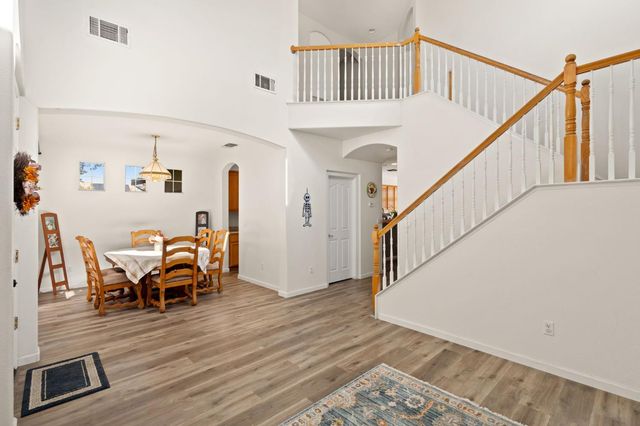 46 Bascom Ct, Sacramento, CA 95835