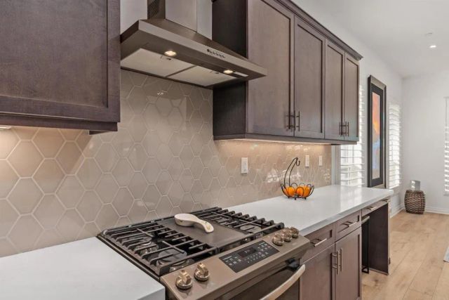 1941 Estancia Place, Escondido, CA 92029