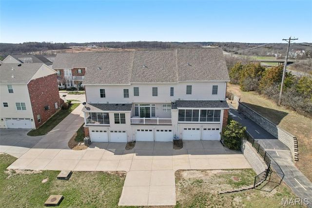 2408 N Larksong Drive, Wildwood, MO 63040