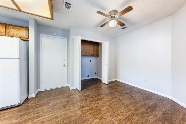 2103 Boxwood PATH, Round Rock, TX 78664