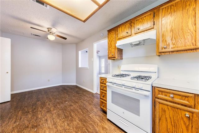 2103 Boxwood PATH, Round Rock, TX 78664