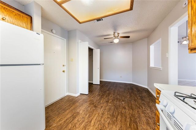 2103 Boxwood PATH, Round Rock, TX 78664