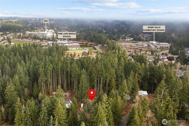 22934 SE 37th St, Sammamish, WA 98075