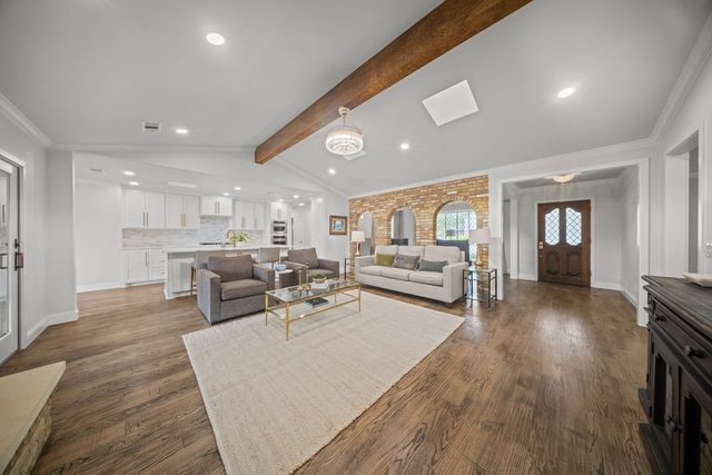 2904 Hunters Creek Place, Plano, TX 75075