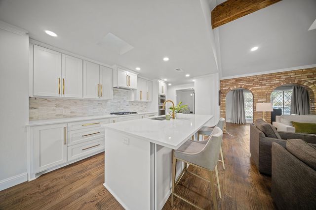 2904 Hunters Creek Place, Plano, TX 75075