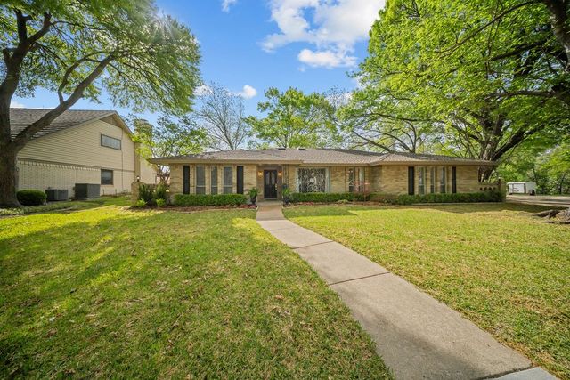 2904 Hunters Creek Place, Plano, TX 75075