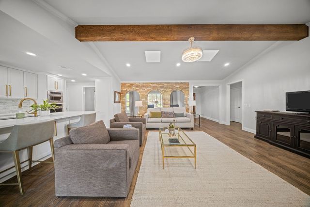 2904 Hunters Creek Place, Plano, TX 75075