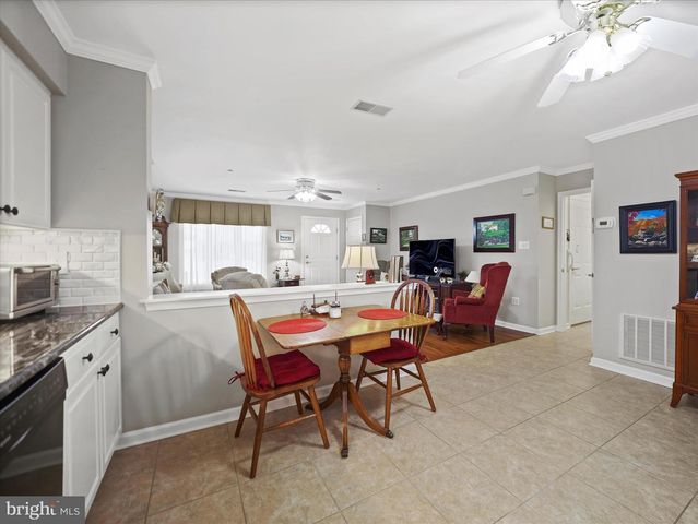 124 BUTTERCUP DR, Hagerstown, MD 21740