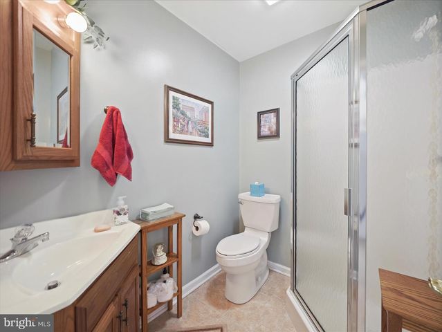 124 BUTTERCUP DR, Hagerstown, MD 21740