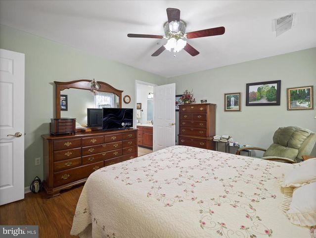 124 BUTTERCUP DR, Hagerstown, MD 21740