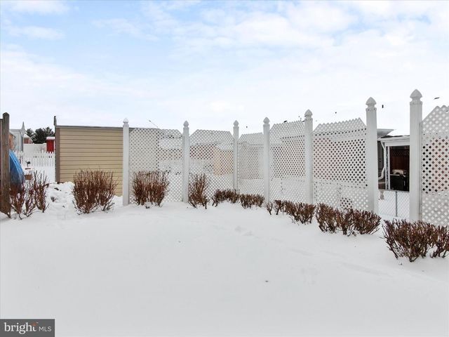 124 BUTTERCUP DR, Hagerstown, MD 21740