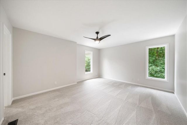 12204 Wyandotte Court, Kansas City, MO 64145