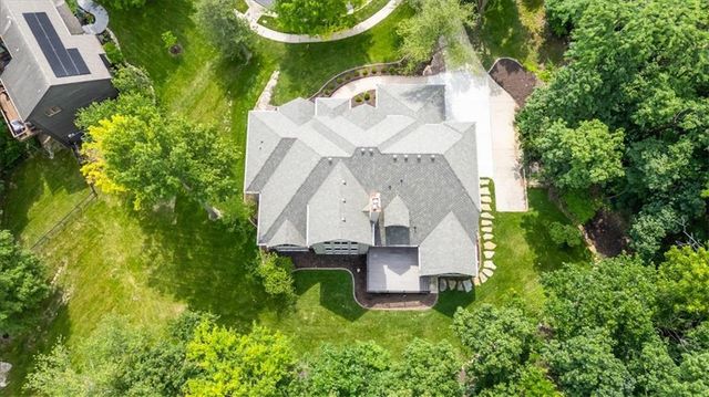 12204 Wyandotte Court, Kansas City, MO 64145