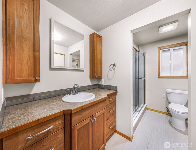 2832 St Clair, Bellingham, WA 98226