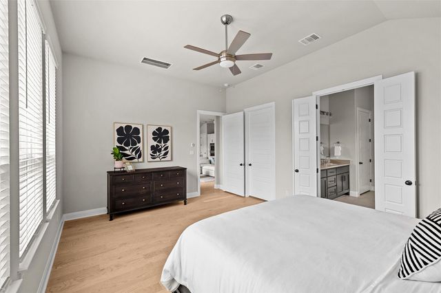 286 Canal DR, Dripping Springs, TX 78620