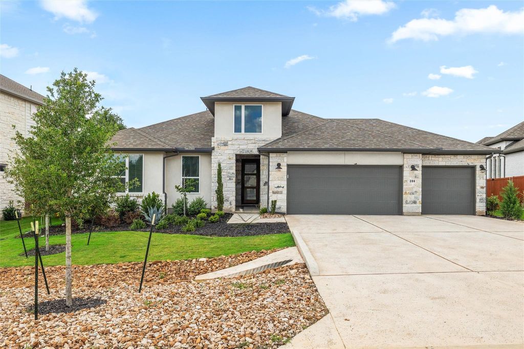 286 Canal DR, Dripping Springs, TX 78620