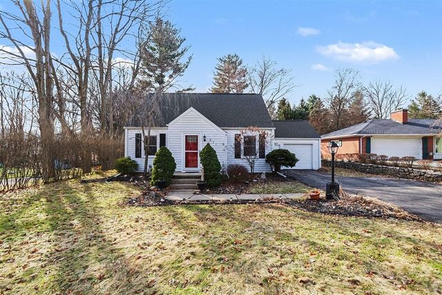 631 N Linden Street, Marshall, MI 49068