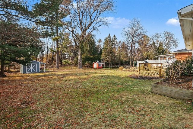 631 N Linden Street, Marshall, MI 49068