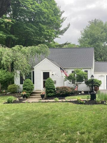 631 N Linden Street, Marshall, MI 49068