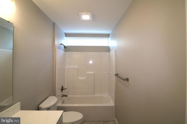 38 ROSALIES WAY, Temple, PA 19560