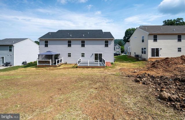 38 ROSALIES WAY, Temple, PA 19560