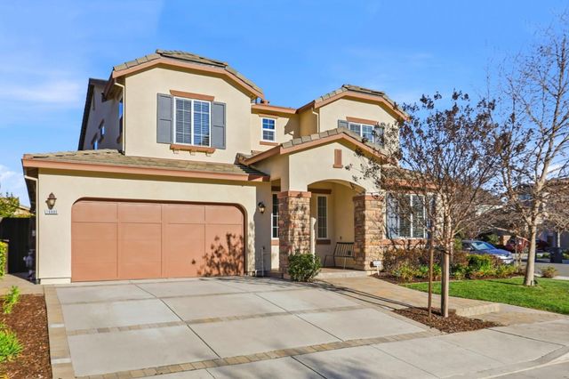 18800 Paprika Drive, Morgan Hill, CA 95037