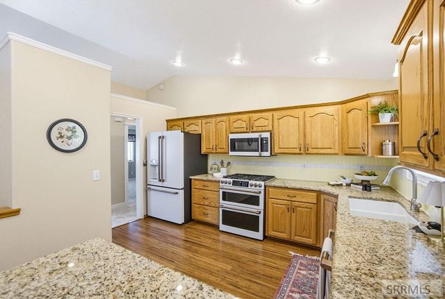 1184 Shadow Mountain Court, Idaho Falls, ID 83404