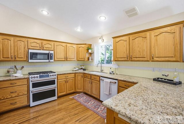1184 Shadow Mountain Court, Idaho Falls, ID 83404