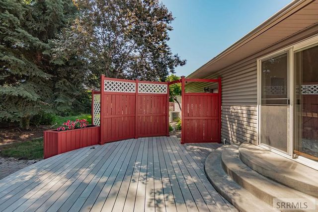1184 Shadow Mountain Court, Idaho Falls, ID 83404