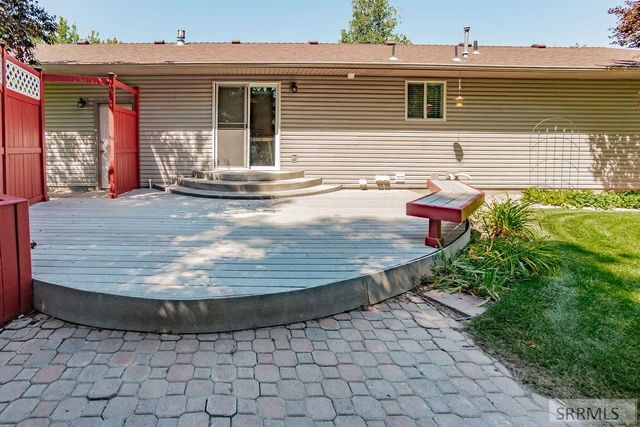1184 Shadow Mountain Court, Idaho Falls, ID 83404
