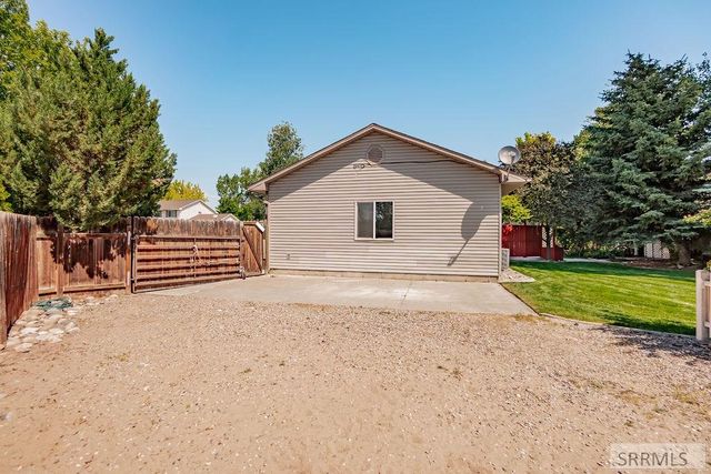 1184 Shadow Mountain Court, Idaho Falls, ID 83404