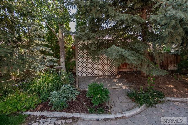 1184 Shadow Mountain Court, Idaho Falls, ID 83404