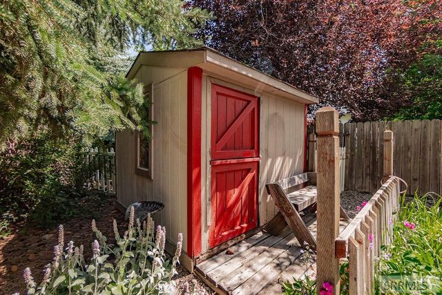 1184 Shadow Mountain Court, Idaho Falls, ID 83404