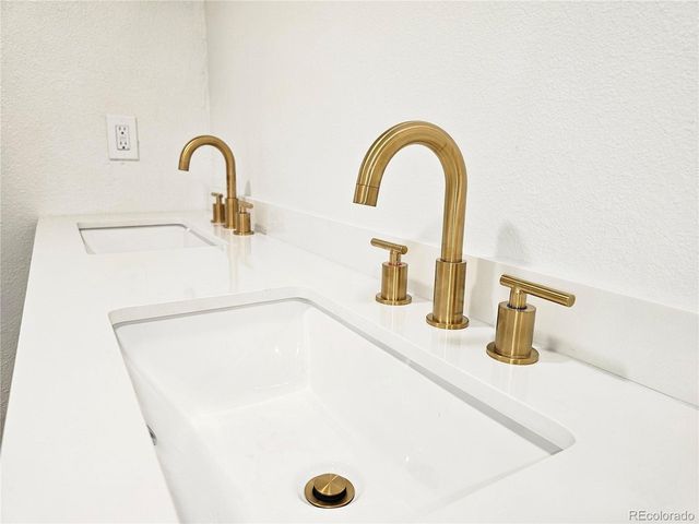 1543 N Willow St, Denver, CO 80220