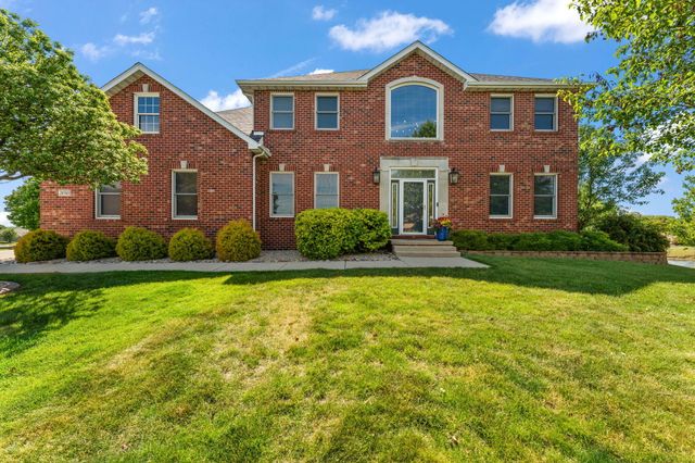 2656 Mariestad Drive, Valparaiso, IN 46385