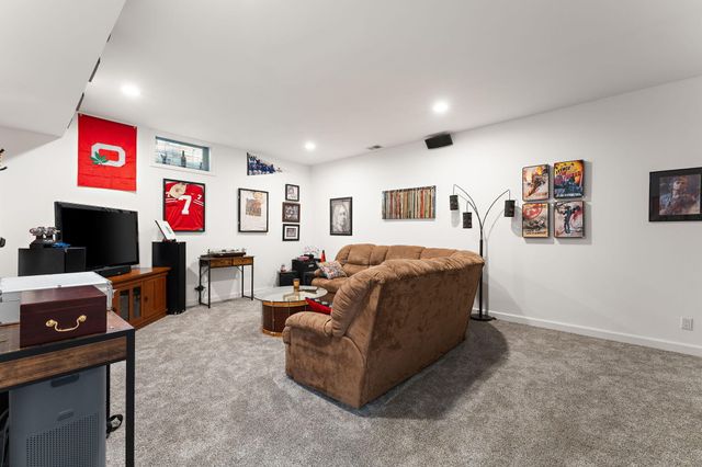 2656 Mariestad Drive, Valparaiso, IN 46385