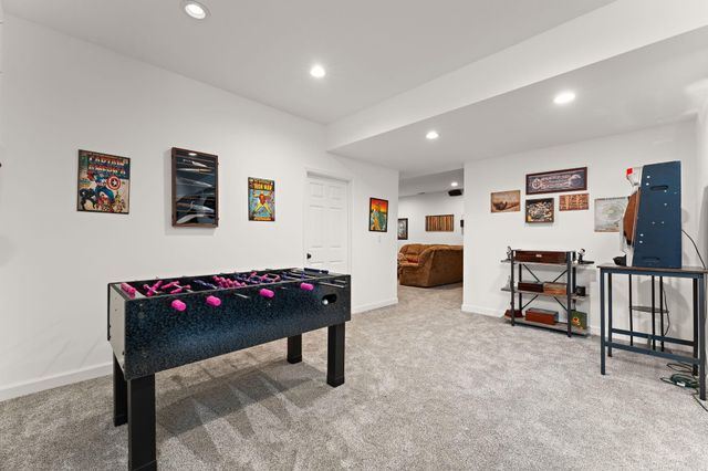2656 Mariestad Drive, Valparaiso, IN 46385