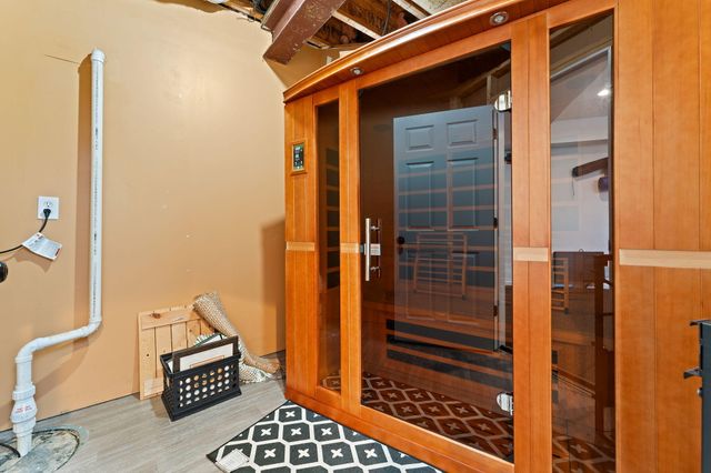 2656 Mariestad Drive, Valparaiso, IN 46385