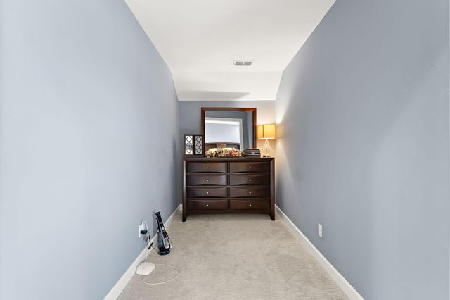 2656 Mariestad Drive, Valparaiso, IN 46385
