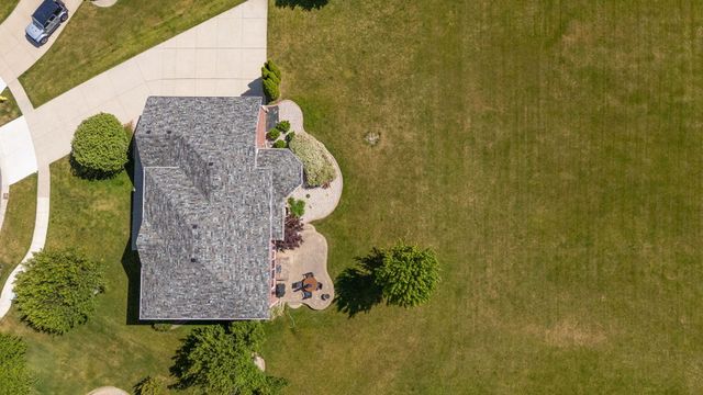 2656 Mariestad Drive, Valparaiso, IN 46385