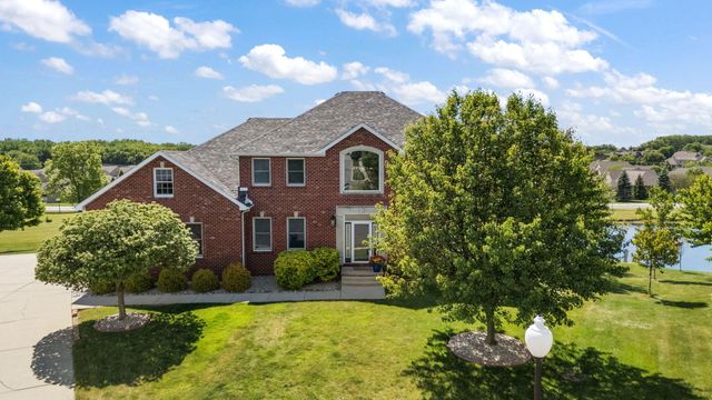 2656 Mariestad Drive, Valparaiso, IN 46385