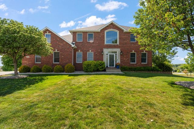 2656 Mariestad Drive, Valparaiso, IN 46385